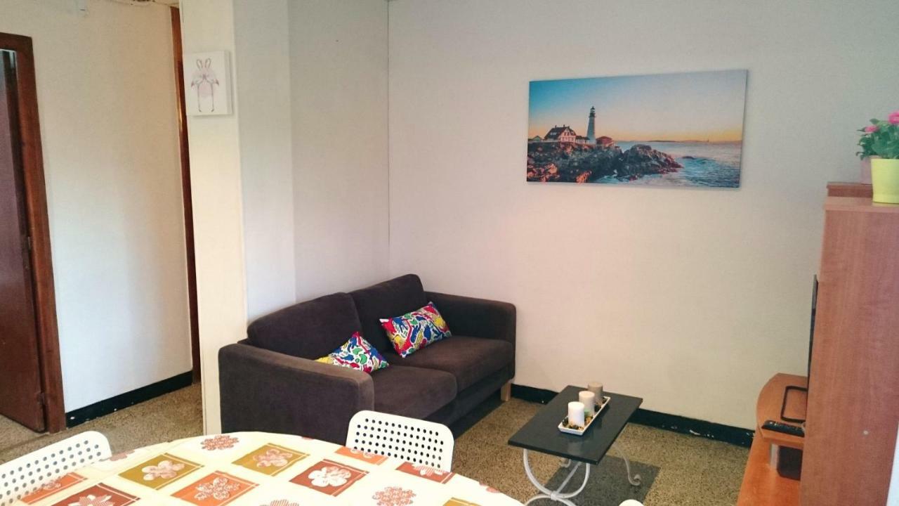 Apartamentos Juan Jose Lloret de Mar Kültér fotó
